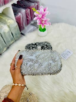 Cross-border new diamond dinner bag pearl handbag handmade beaded light luxury banquet diamond bag diagonal shoulder bag thumbnail 2