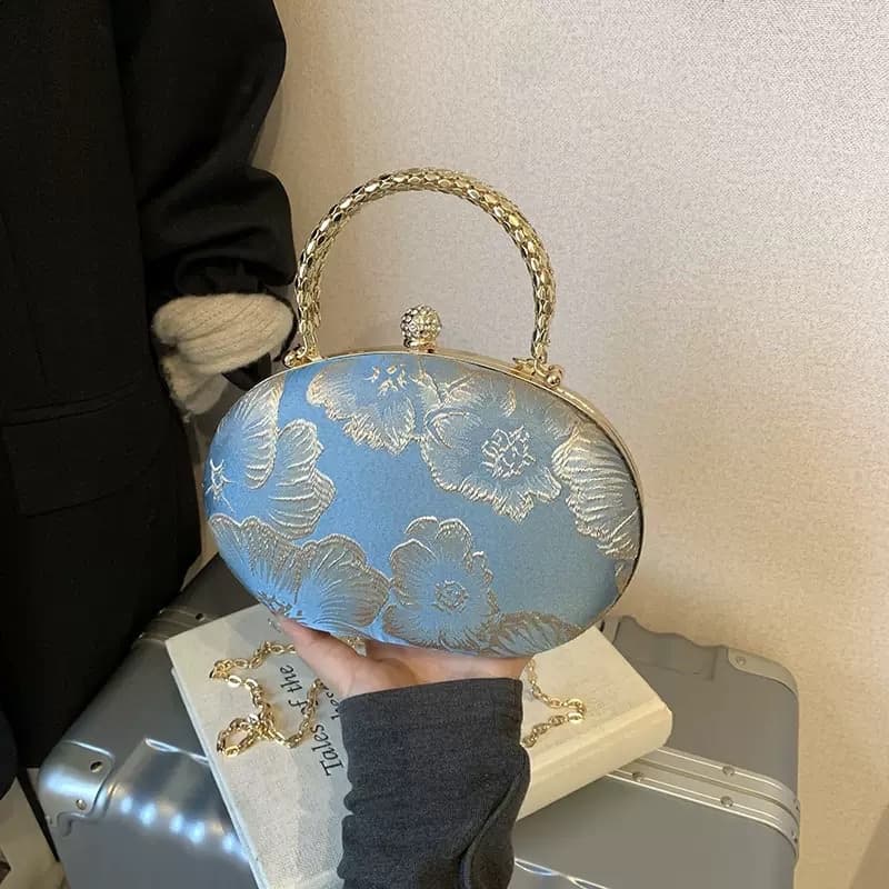 Heart-shaped Clutch BA007
