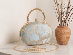 Heart-shaped Clutch BA007 thumbnail 3