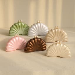 Shell Acrylic Clutch BA004 thumbnail 1