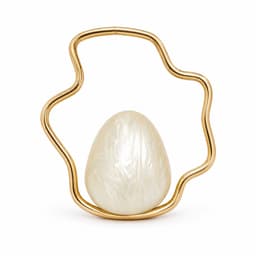 Iron Box-Shaped Clutch thumbnail 1